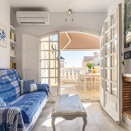 Duquesa Apartment